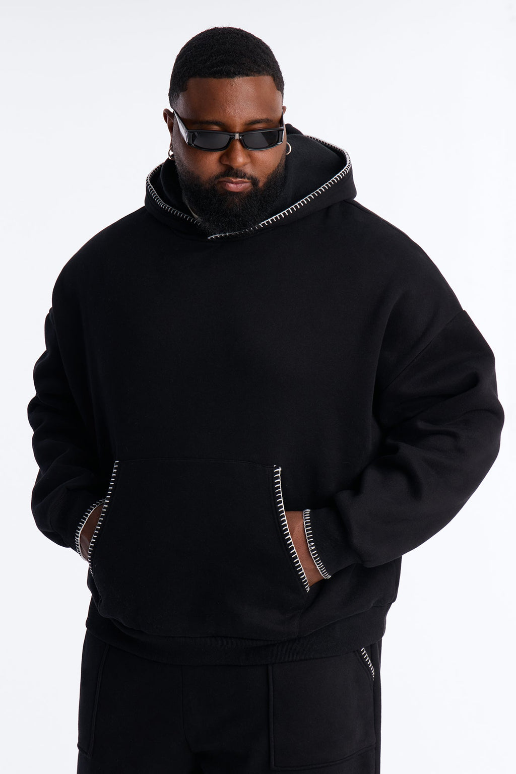 Oversized Contrast Blanket Stitch Hoodie - Black - image 4
