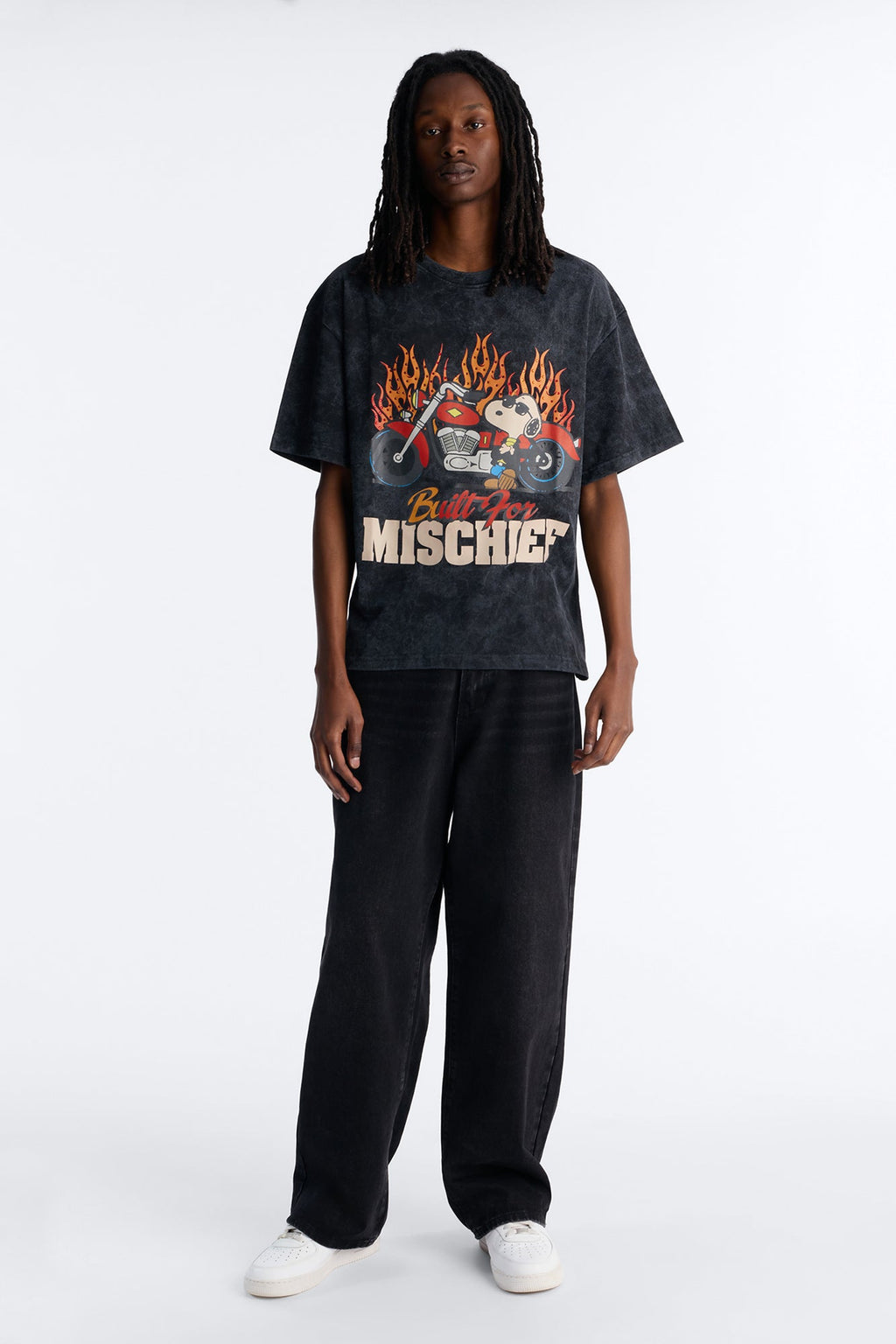 Peanuts Snoopy Mischief Rhinestones Mineral Wash Fleece Tee - Black Wash - image 2