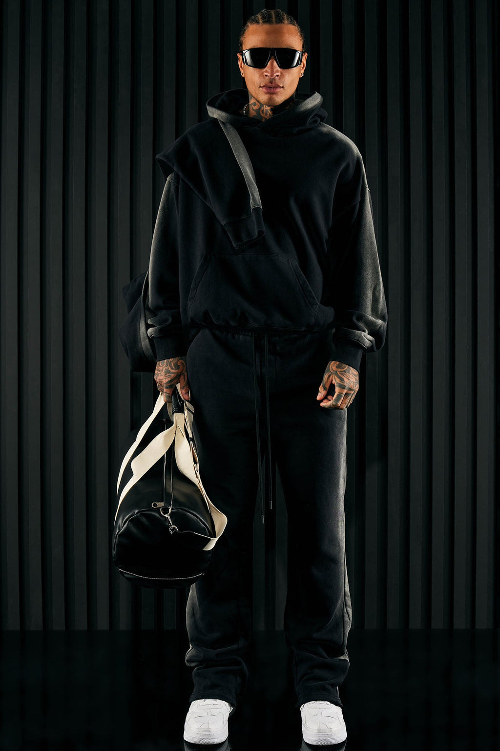 Tyson All You Oversize Hoodie - Black - image 4