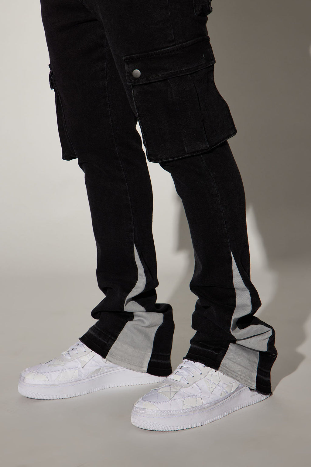 Carried Cargo Stacked Skinny Flared Jeans - Black - image 3