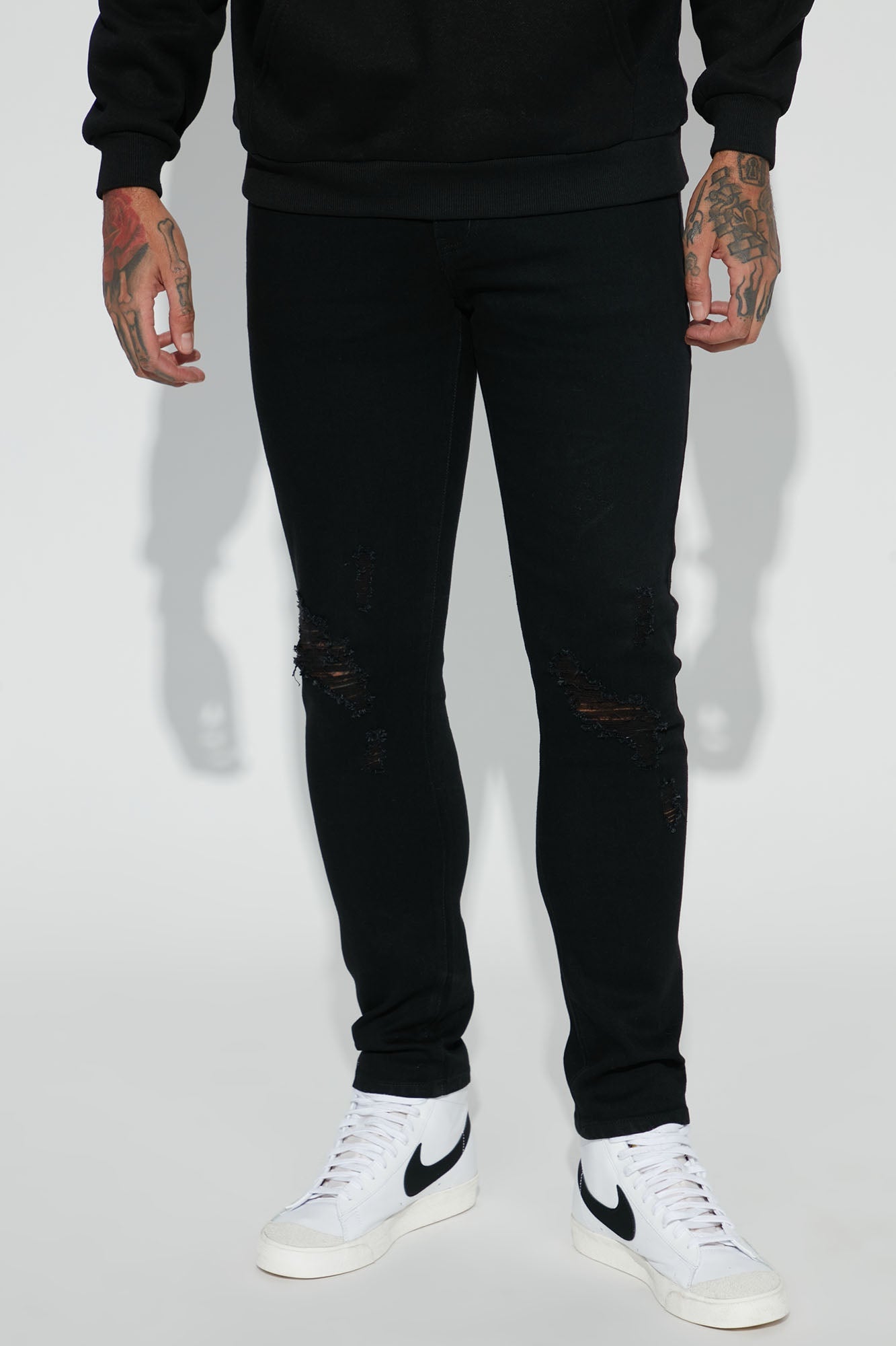 Jasper Skinny Ripped Knee Jeans - Black - image 1