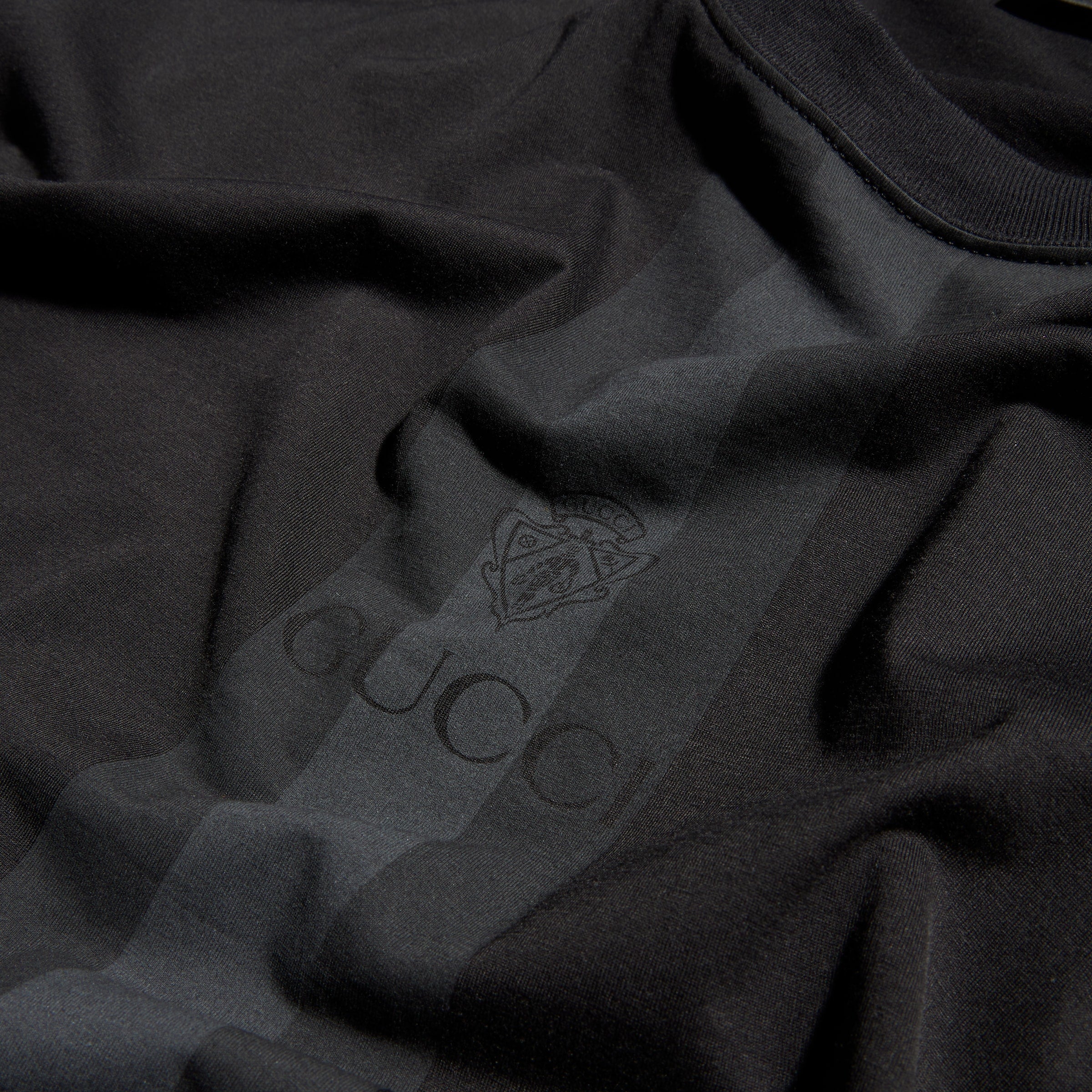 Cotton T-shirt with muted Web - black
