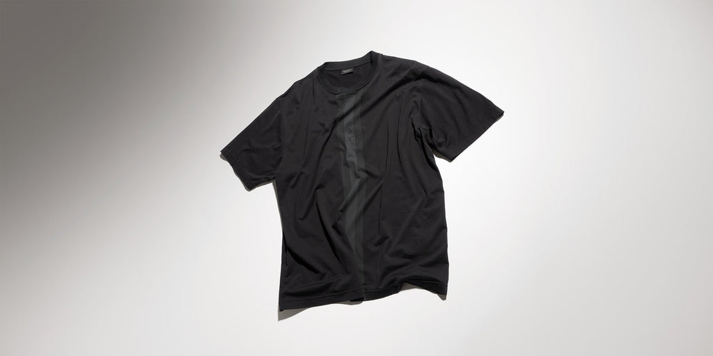 Cotton T-shirt with muted Web - black