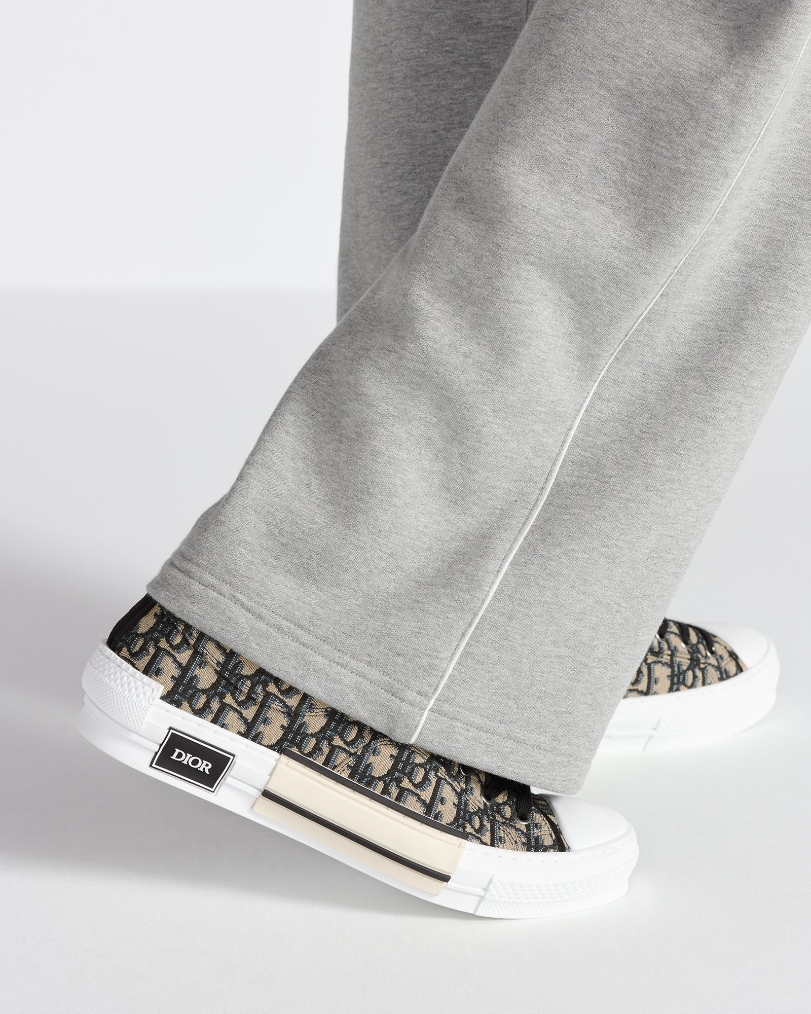 B23 League Low-Top Sneaker - Beige - image 3