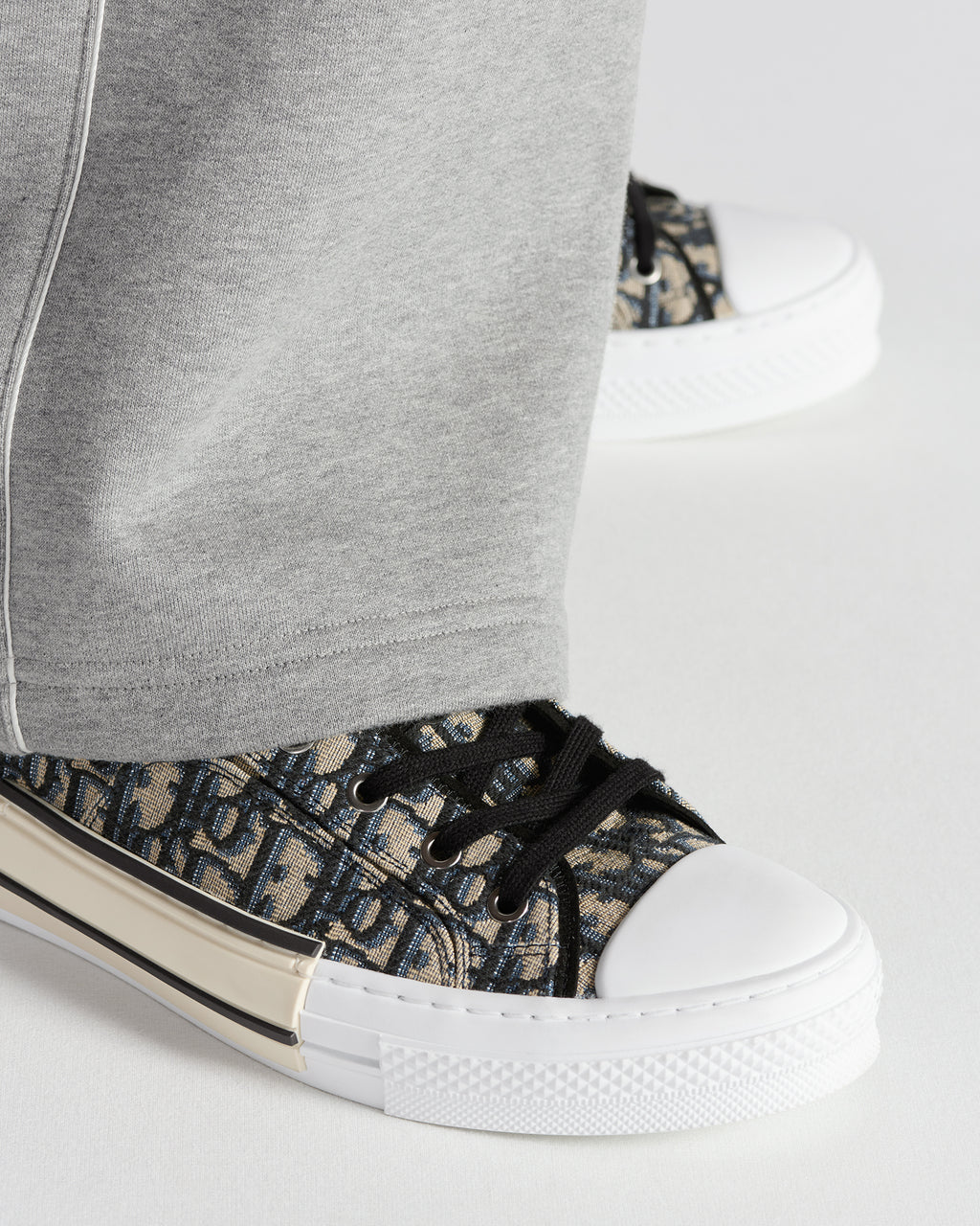 B23 League Low-Top Sneaker - Beige - image 4