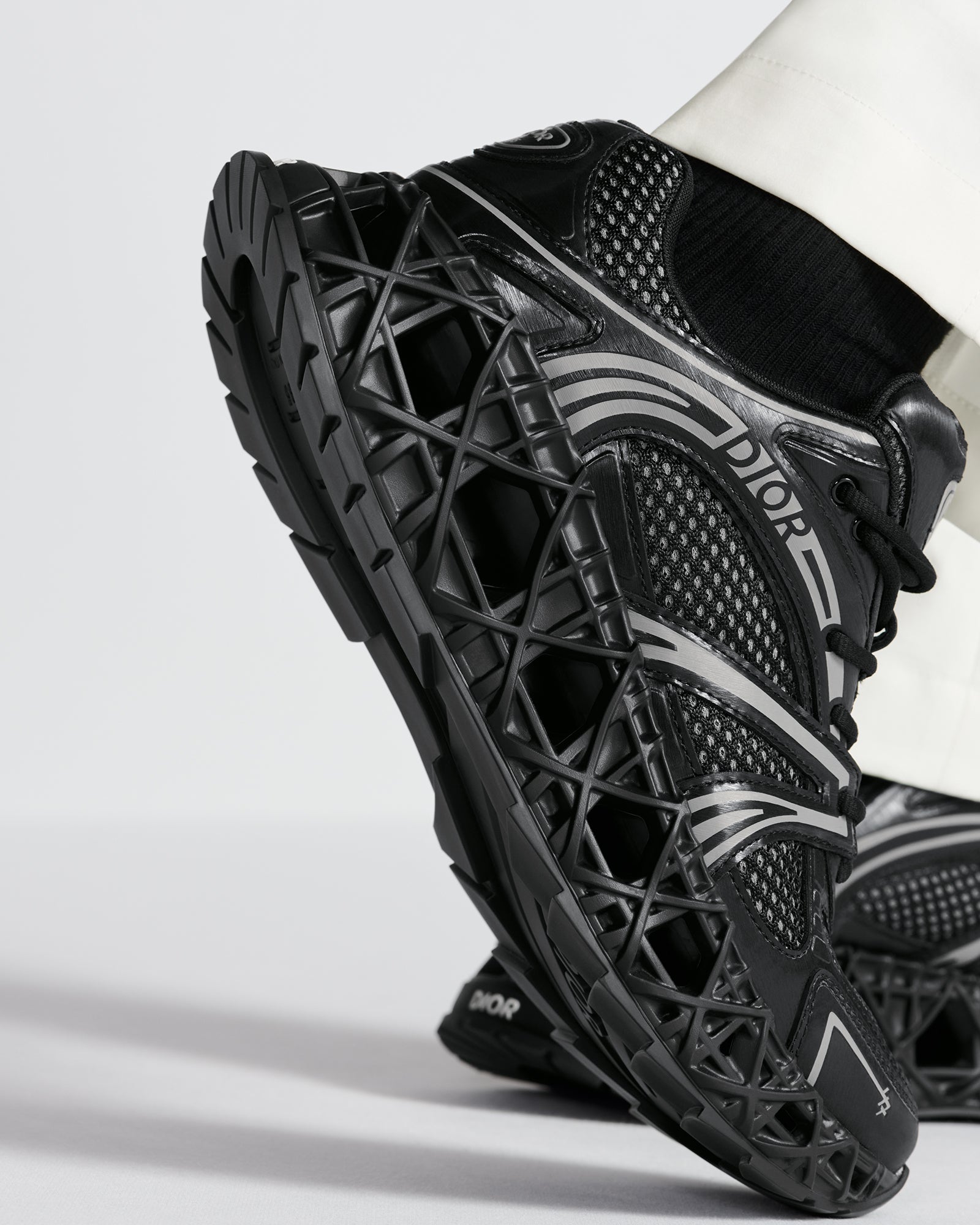 B35 NXXT Sneaker - Black - image 4
