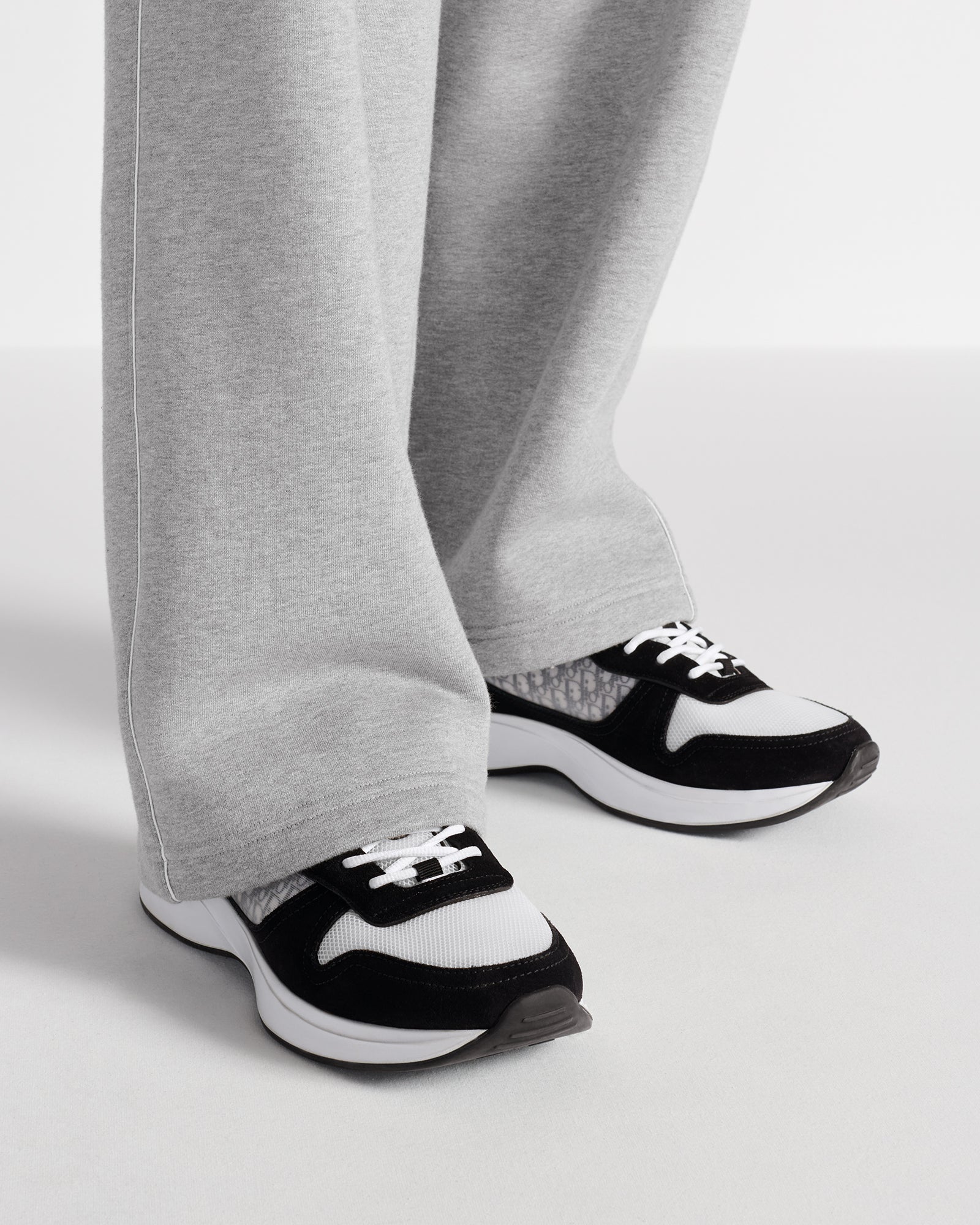 B25 Runner Sneaker - Black - image 2