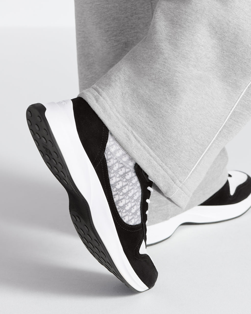 B25 Runner Sneaker - Black - image 3