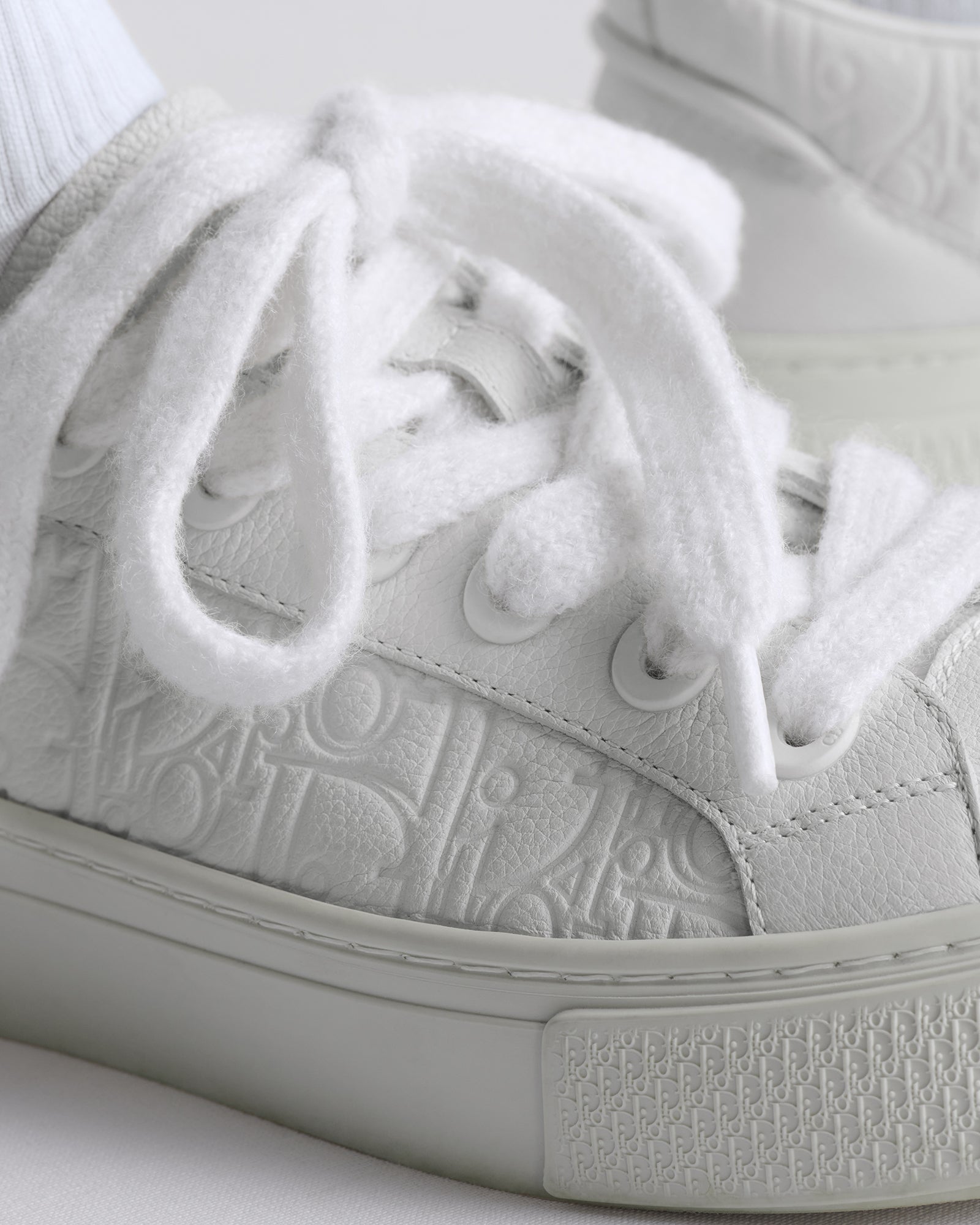 B33 Spin Sneaker - White - image 3