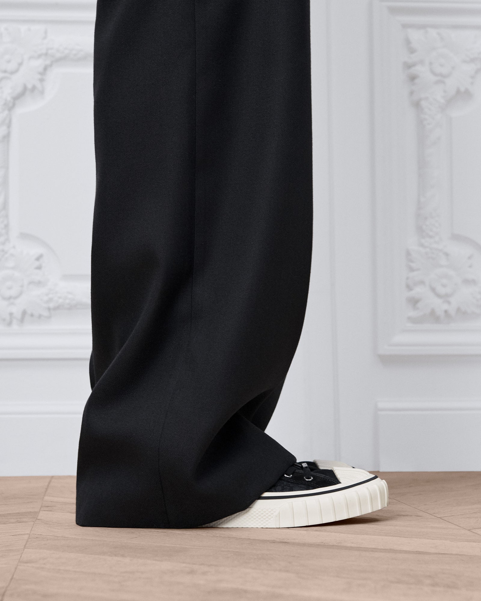 Dior Hooper Low-Top Sneaker - Black - image 2