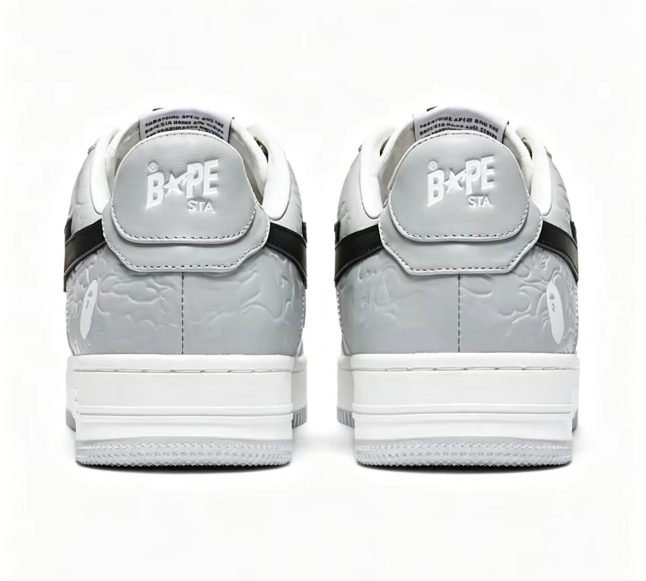 BAPE Sta Low-Top Sneakers — White / Black